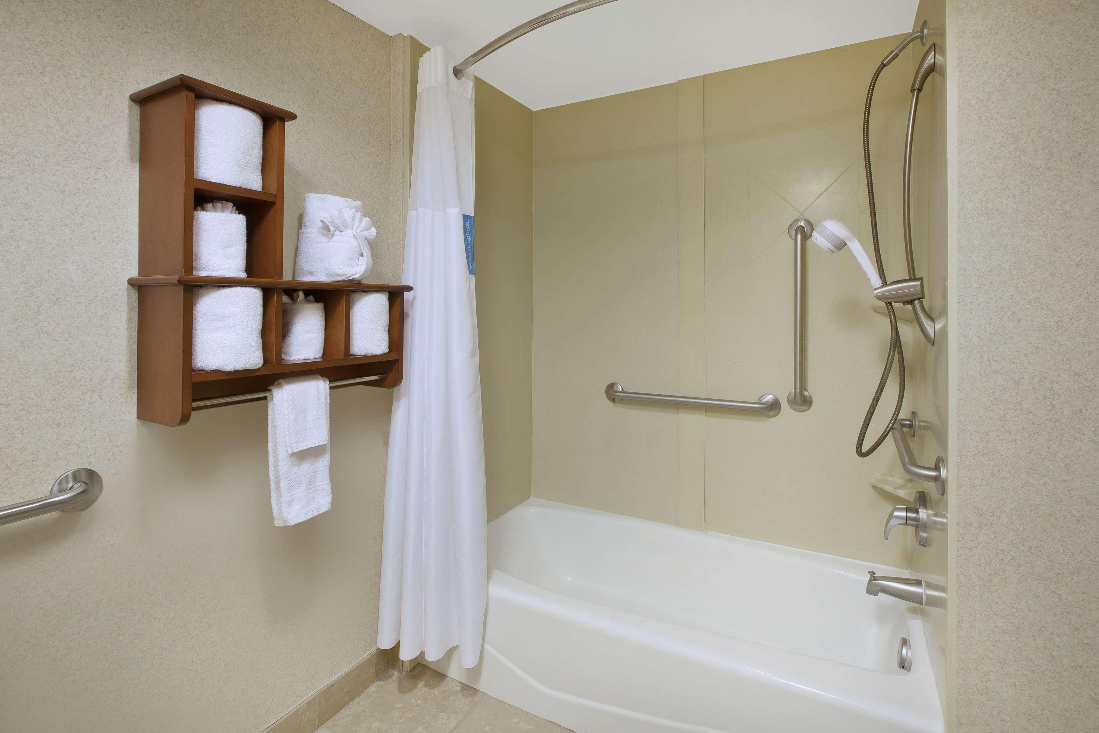 Broad Meadows Hampton Inn Richmond-West Innsbrook מראה חיצוני תמונה