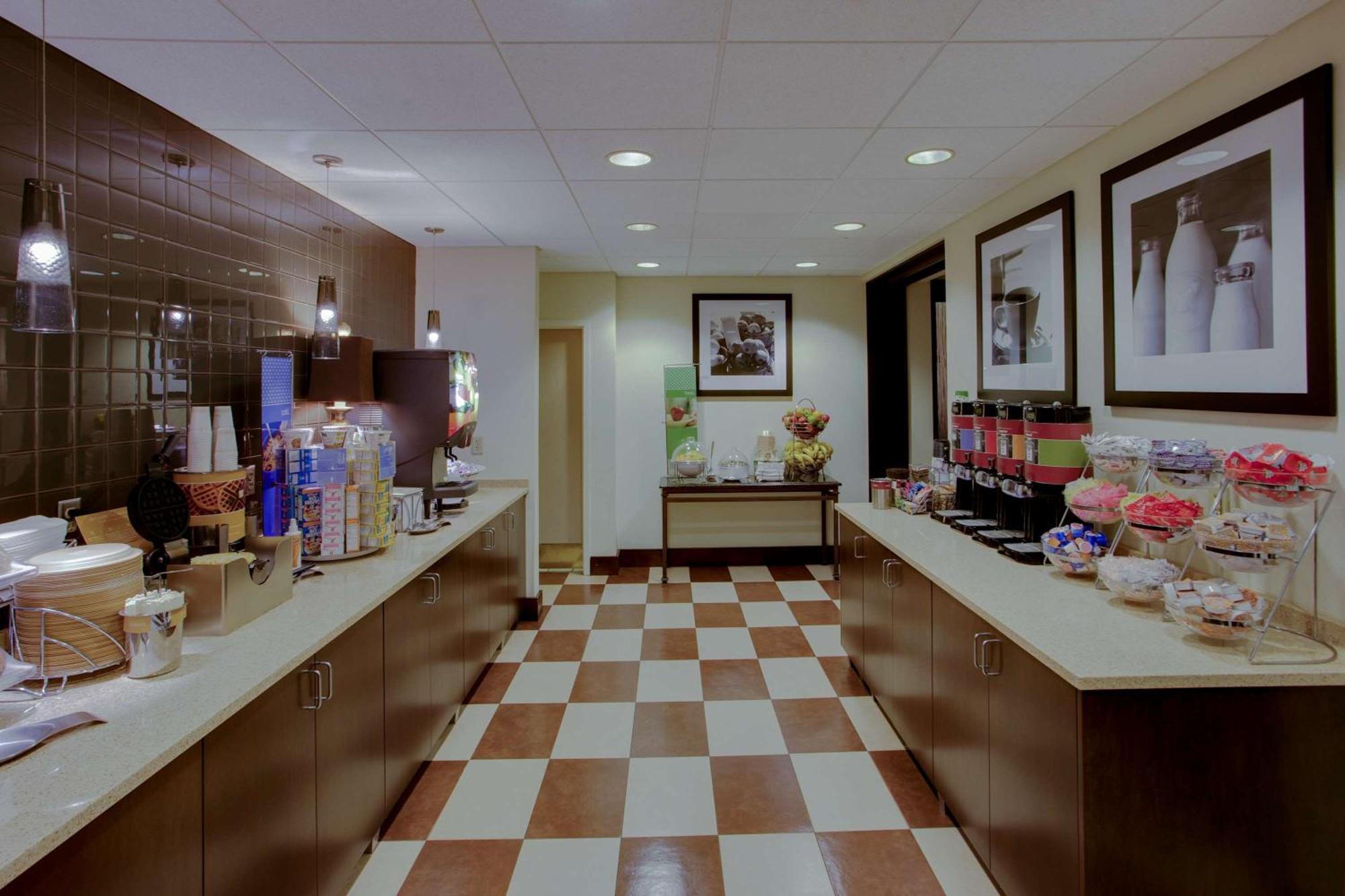 Broad Meadows Hampton Inn Richmond-West Innsbrook מראה חיצוני תמונה